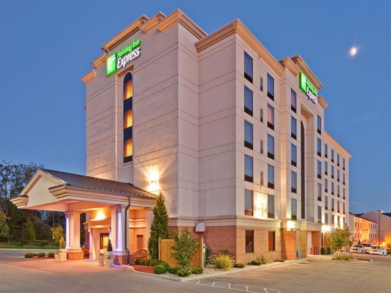 Holiday Inn Bloomington-University Area By Ihg Экстерьер фото