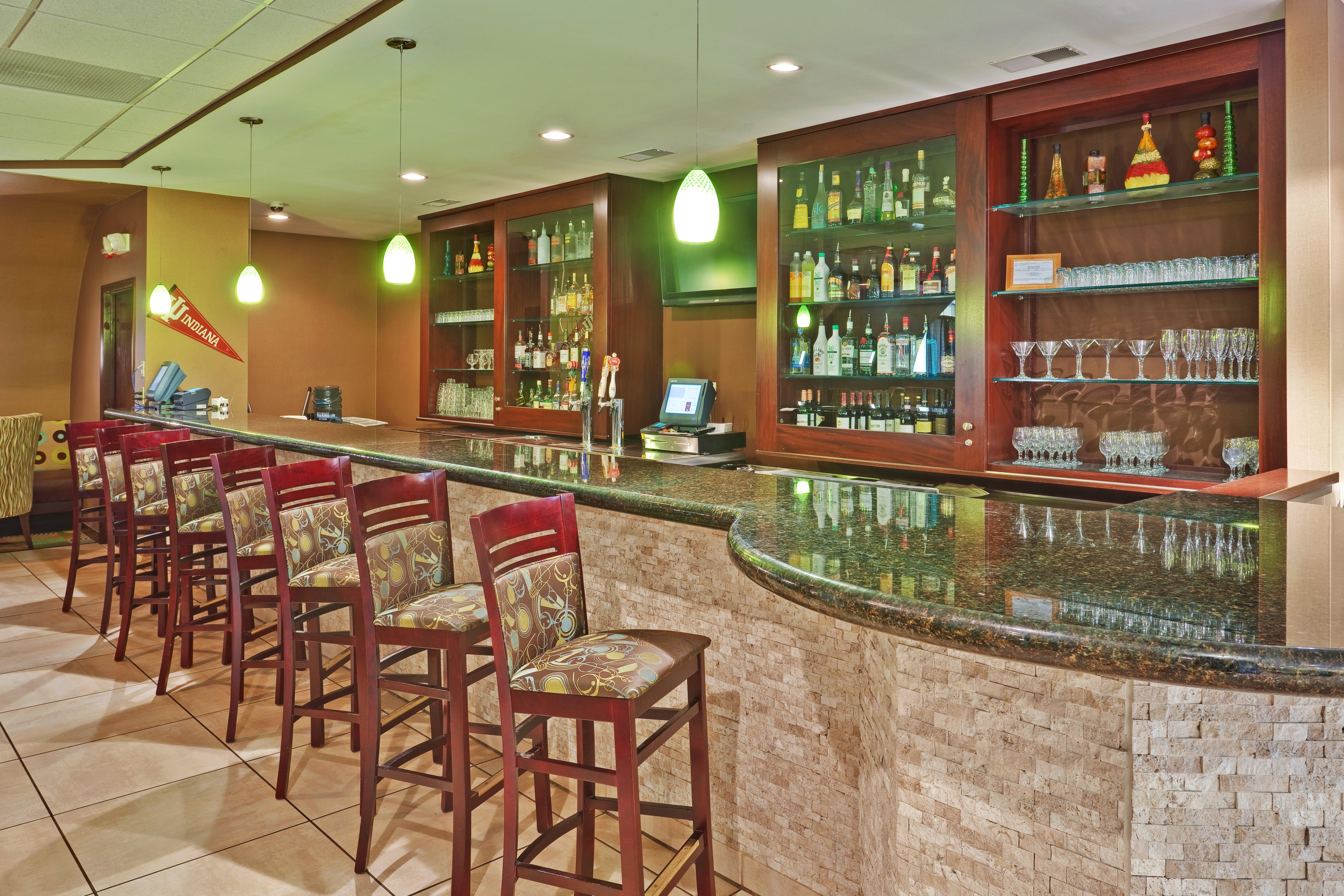 Holiday Inn Bloomington-University Area By Ihg Экстерьер фото