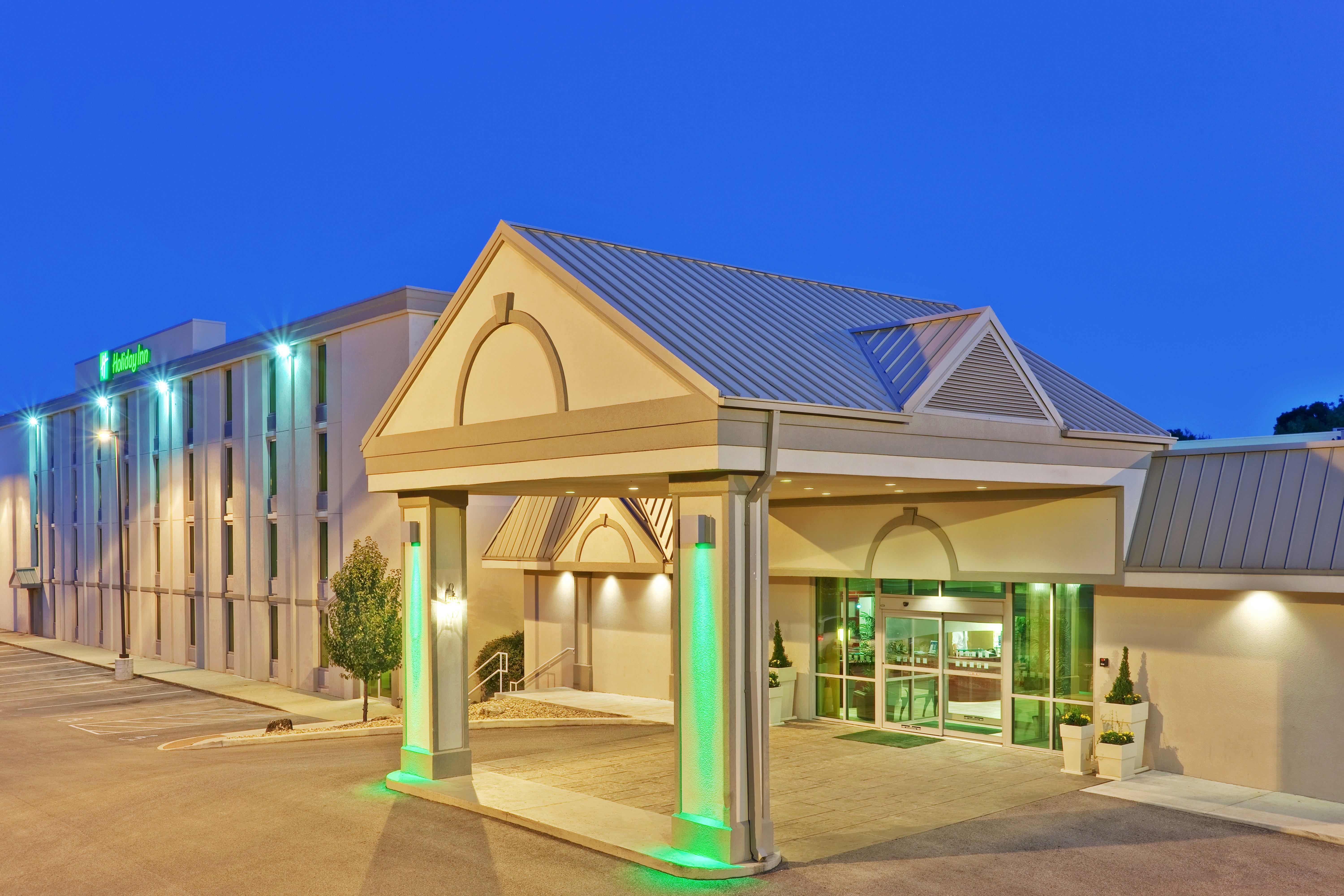 Holiday Inn Bloomington-University Area By Ihg Экстерьер фото