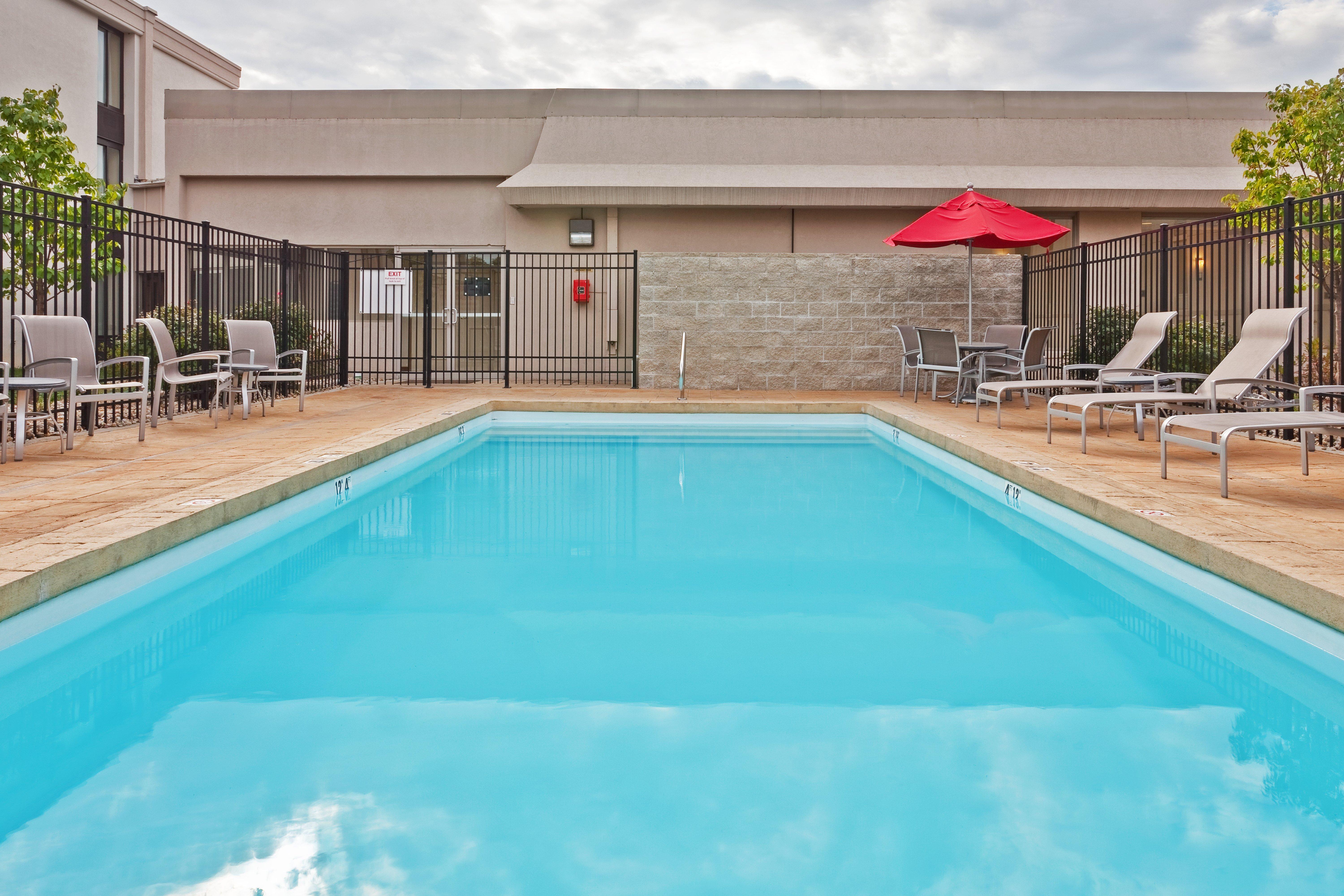 Holiday Inn Bloomington-University Area By Ihg Экстерьер фото