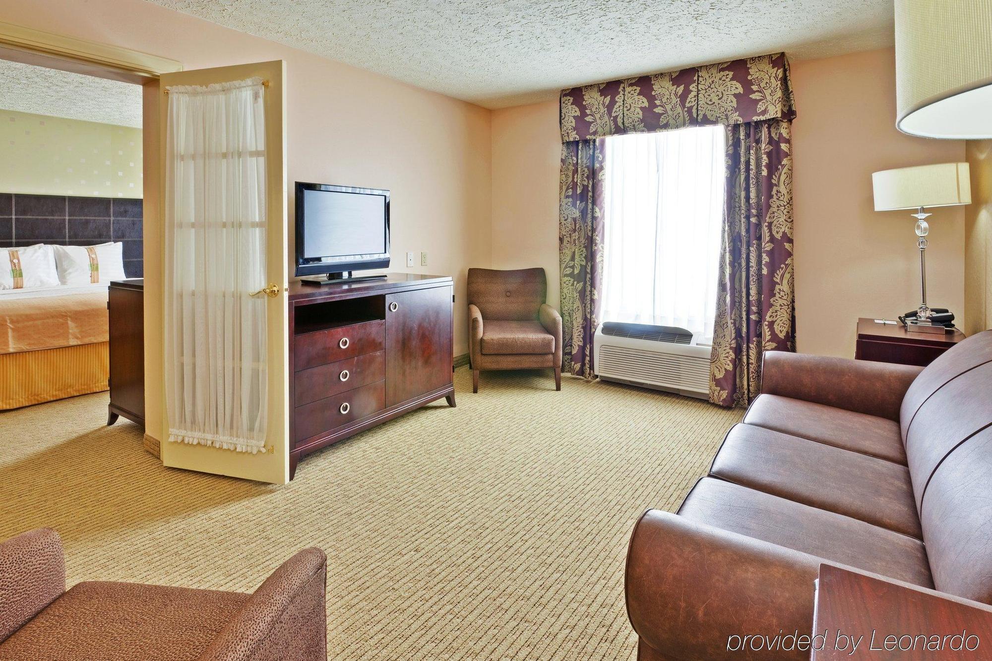 Holiday Inn Bloomington-University Area By Ihg Номер фото