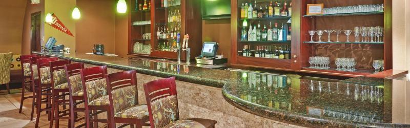 Holiday Inn Bloomington-University Area By Ihg Экстерьер фото